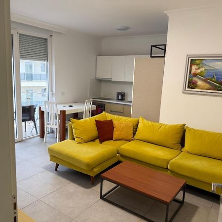 Shengjin Apartaments Esterno foto