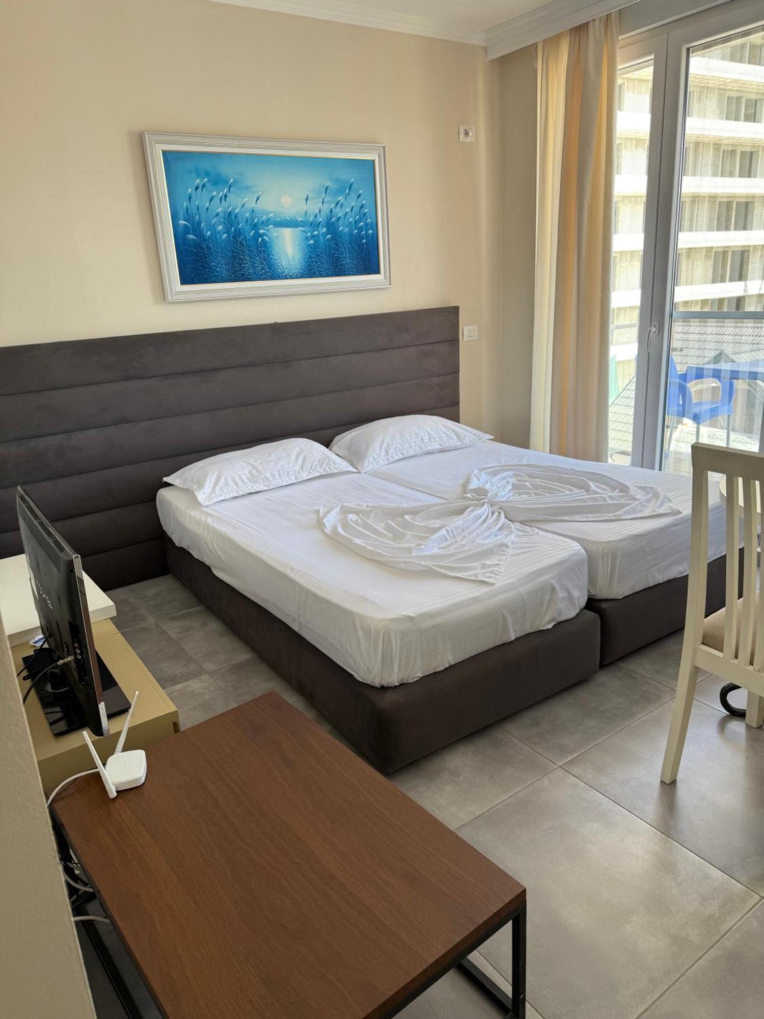 Shengjin Apartaments Esterno foto