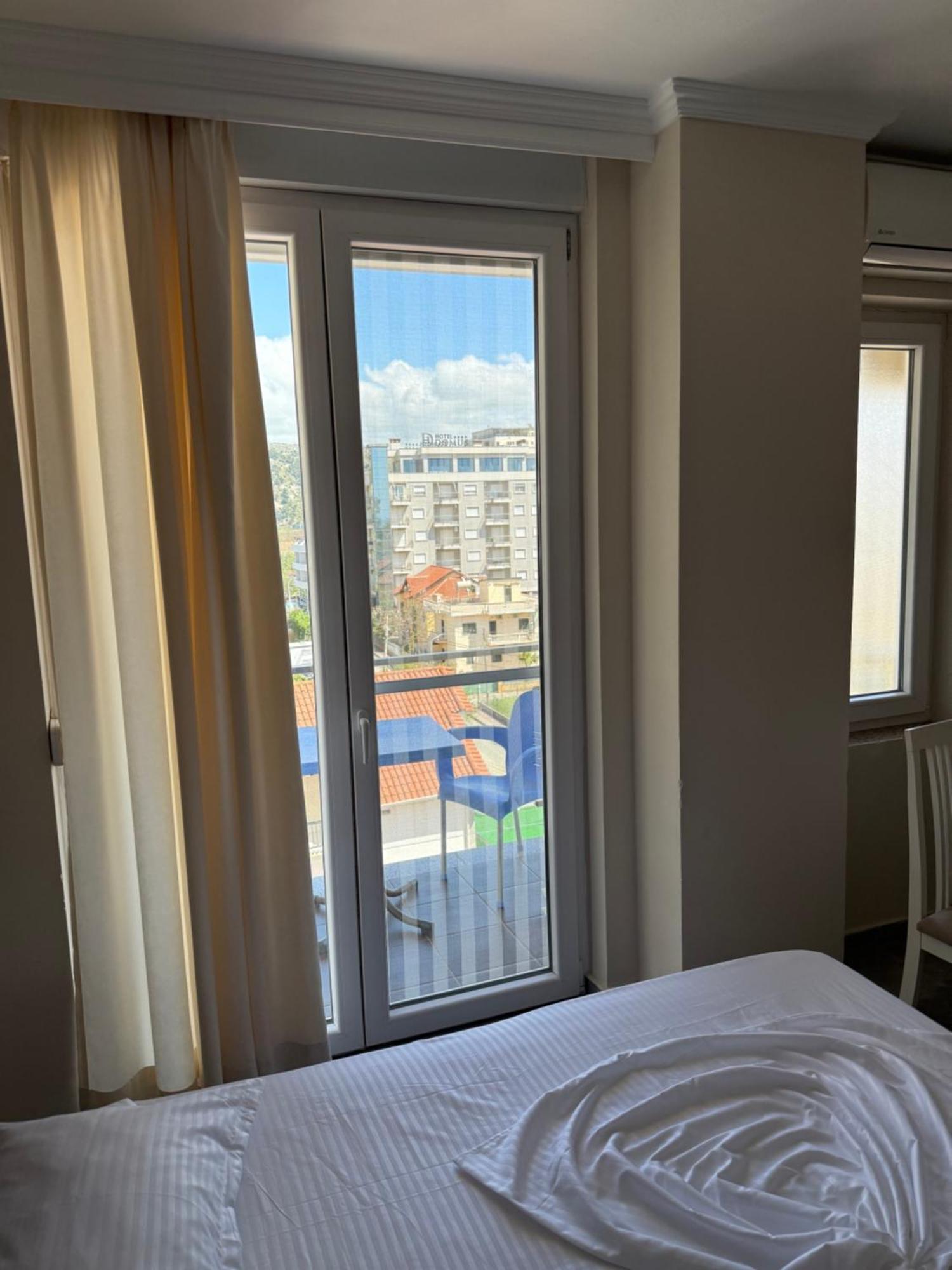 Shengjin Apartaments Esterno foto