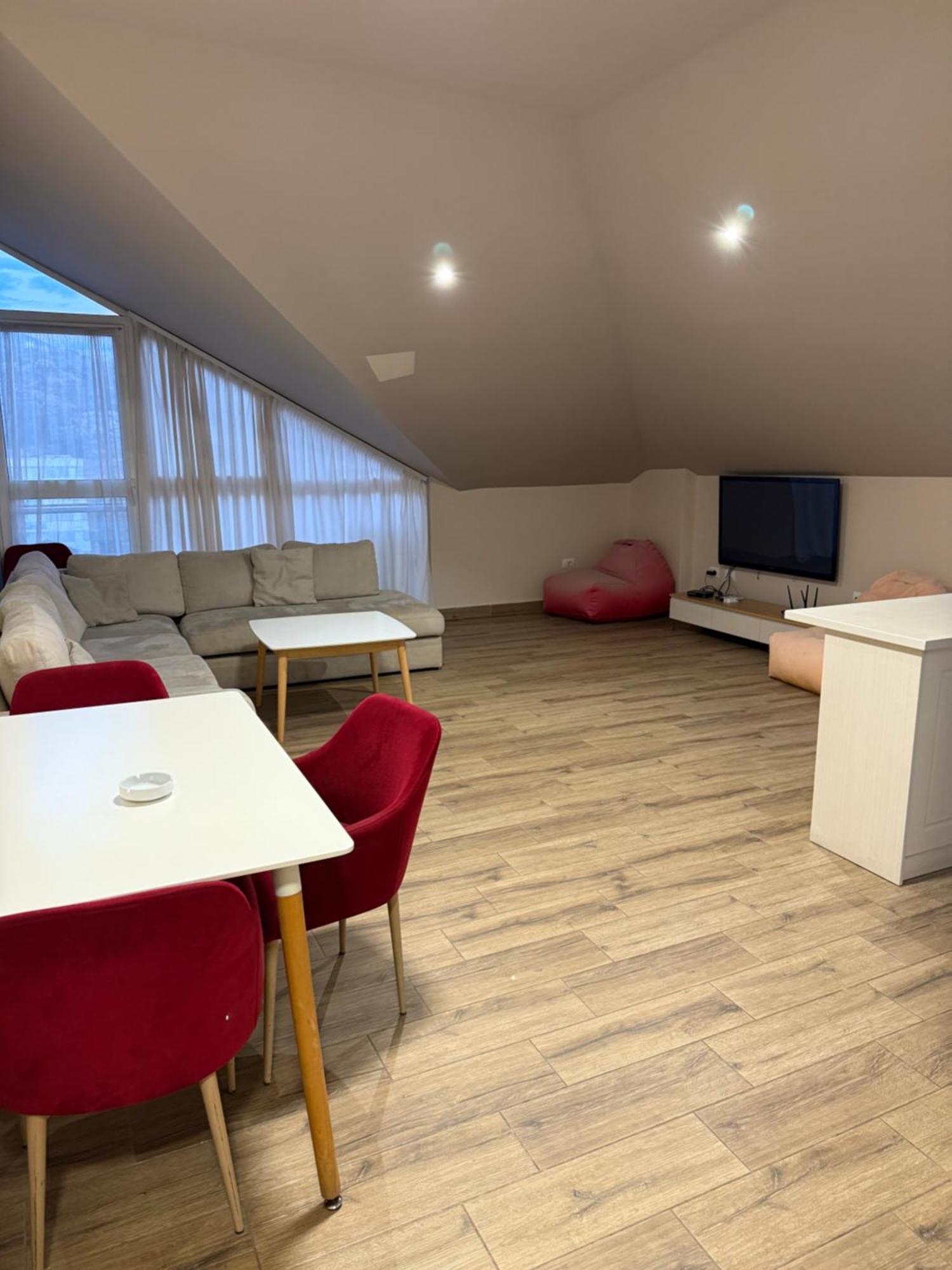 Shengjin Apartaments Esterno foto